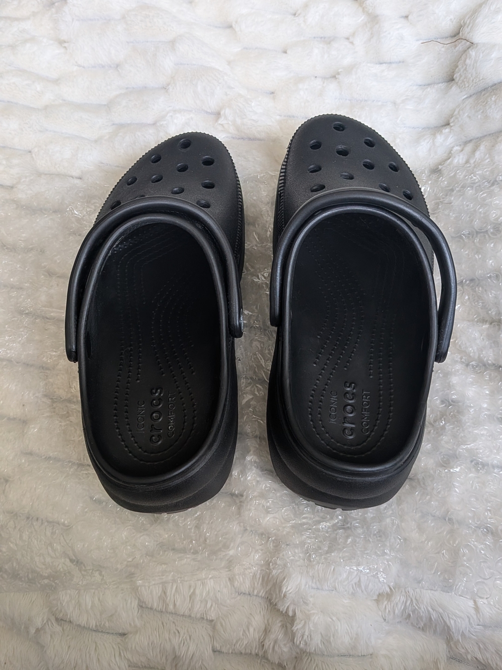 CROCS Classic Wedge Clog in Black - Picture 2 of 4